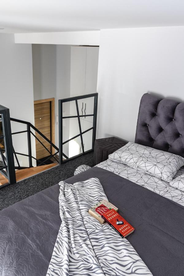 Familia Apartments Vilnius Ngoại thất bức ảnh