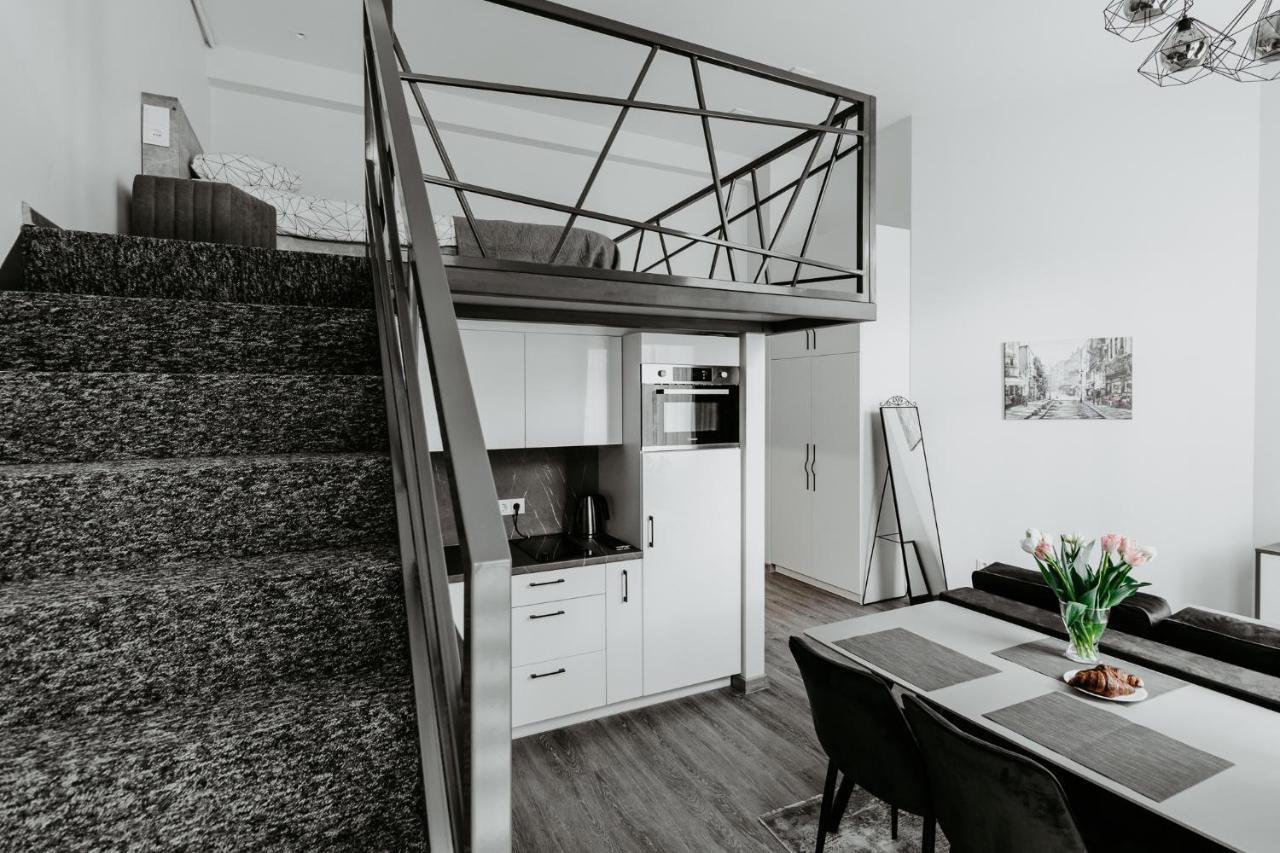Familia Apartments Vilnius Ngoại thất bức ảnh